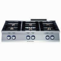 Плита 6 конфорочная 700 серии Electrolux Professional E7Gcgl6C00 371004 газ